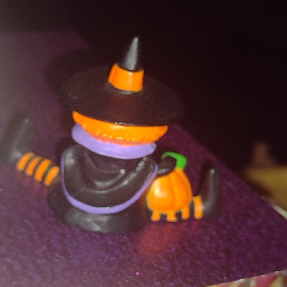 Hallmark 1986 Sitting Witch Rare Vintage - Picture 4 of 4